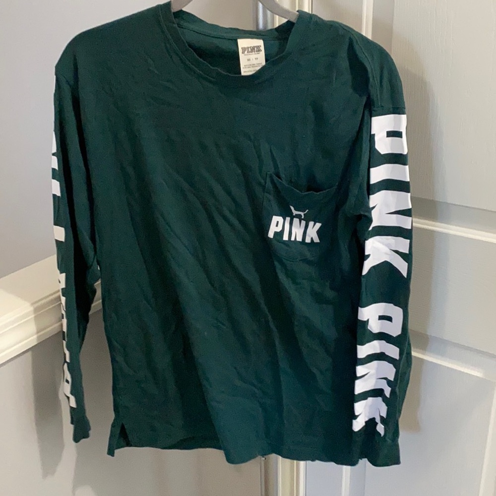 PINK by Victoria’s Secret long sleeve tee. Size XS. Hunter green color